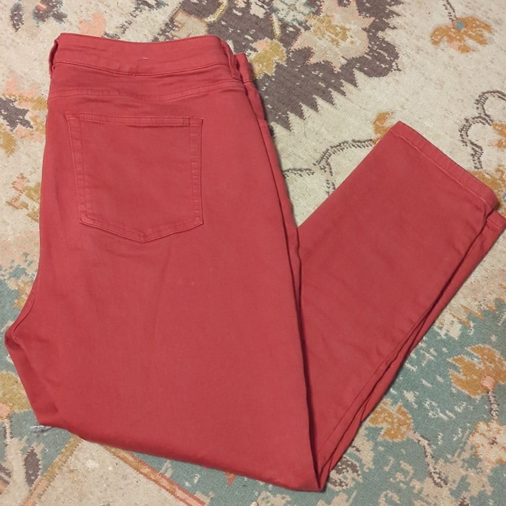 Chaps Pants Womens 14 Red Jeans Capri Mid Waist Tapered Leg Zip Fly Cotton Blend